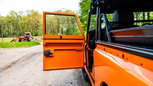 1976 Land Rover Series 3 88” Soft-top à venda (imagem 34 de 126)