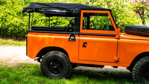 1976 Land Rover Series 3 88” Soft-top à venda (imagem 83 de 126)