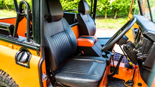 1976 Land Rover Series 3 88” Soft-top à venda (imagem 40 de 126)