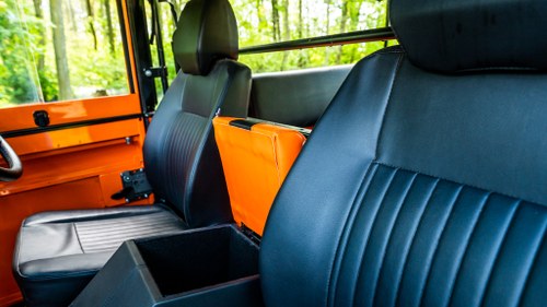 1976 Land Rover Series 3 88” Soft-top à venda (imagem 47 de 126)