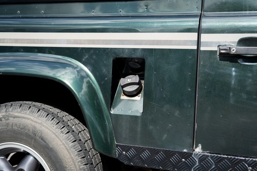 1995 Land Rover Defender 90 TDi For Sale (picture 80 of 137)