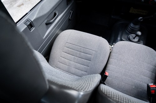 1995 Land Rover Defender 90 TDi For Sale (picture 43 of 137)