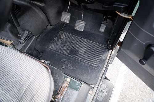 1995 Land Rover Defender 90 TDi For Sale (picture 37 of 137)