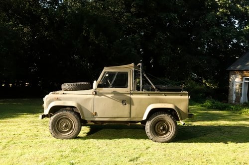 1992 Land Rover 90 Defender MOD In vendita (immagine 22 di 132)