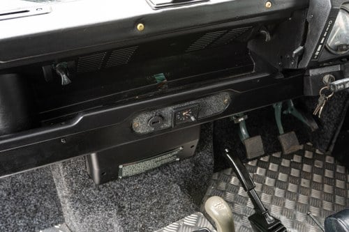 1987 Land Rover 90 V8 zum Verkauf (Bild 26 von 96)