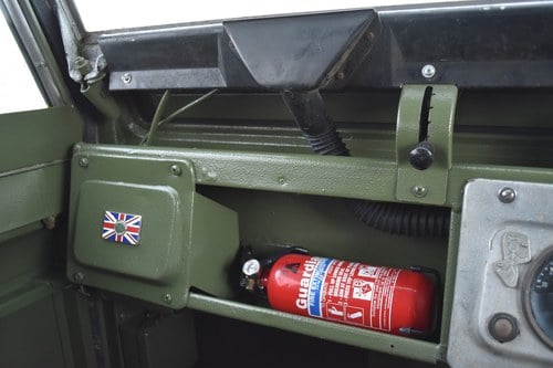 1961 Land Rover Series IIA 88” à vendre (picture 32 of 123)