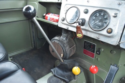 1961 Land Rover Series IIA 88” à vendre (picture 25 of 123)