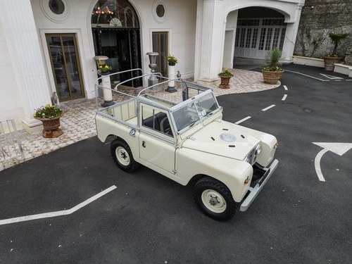 1966 Land Rover Series II 88” In vendita (immagine 29 di 88)