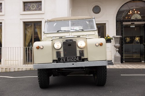 1966 Land Rover Series II 88” In vendita (immagine 2 di 88)