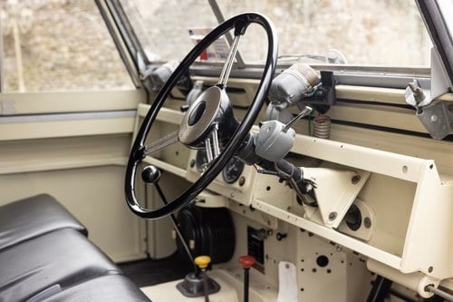 1966 Land Rover Series II 88” In vendita (immagine 39 di 88)