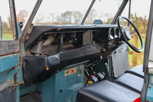 1969 Land Rover Series IIA 88” à venda (imagem 35 de 88)