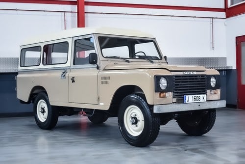 1987 Land Rover Santana 2.5 DL LHD à venda (imagem 1 de 71)