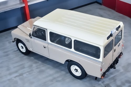 1987 Land Rover Santana 2.5 DL LHD à venda (imagem 19 de 71)