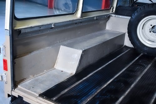 1987 Land Rover Santana 2.5 DL LHD à venda (imagem 43 de 71)