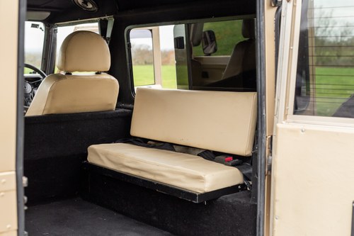 1996 Land Rover Defender 90 County 300TDI Te koop (foto 94 van 213)