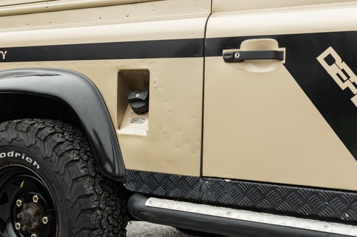 1996 Land Rover Defender 90 County 300TDI Te koop (foto 127 van 213)