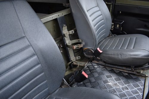 1998 Land Rover 90 Defender Wolf Te koop (foto 33 van 121)