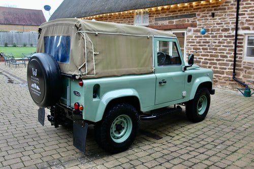 2009 Land Rover Defender 90 In vendita (immagine 8 di 132)