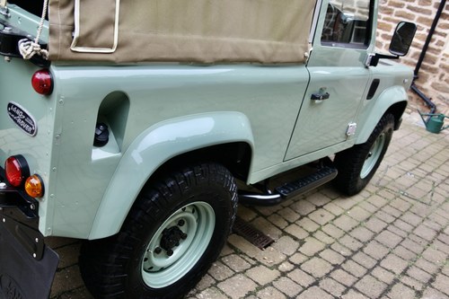 2009 Land Rover Defender 90 In vendita (immagine 71 di 132)