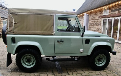 2009 Land Rover Defender 90 In vendita (immagine 25 di 132)