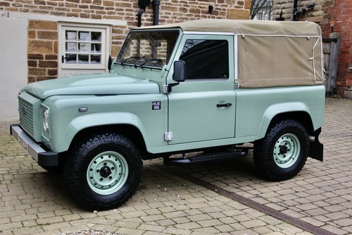 2009 Land Rover Defender 90 In vendita (immagine 7 di 132)