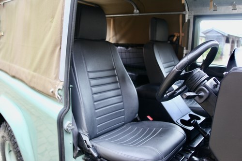 2009 Land Rover Defender 90 In vendita (immagine 51 di 132)