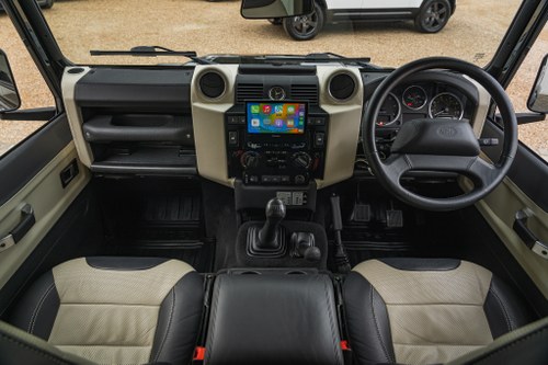 2015 Land Rover Defender 2.2TDCi Autobiography In vendita (immagine 14 di 47)