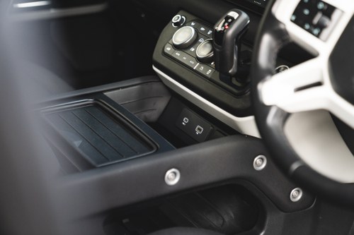 2020 Land Rover Defender 110 SE For Sale (picture 27 of 131)