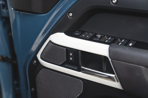 2020 Land Rover Defender 110 SE For Sale (picture 23 of 131)