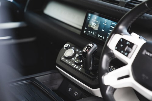 2020 Land Rover Defender 110 SE For Sale (picture 26 of 131)