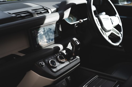 2020 Land Rover Defender 110 SE For Sale (picture 46 of 131)