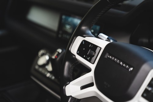 2020 Land Rover Defender 110 SE For Sale (picture 38 of 131)