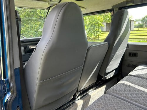 1999 Land Rover Defender 110 County Td5 For Sale (picture 102 of 220)