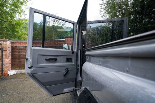 1999 Land Rover Defender 110 County TD5 En venta (imagen 90 de 250)