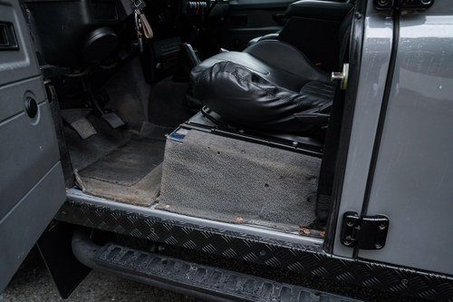 1999 Land Rover Defender 110 County TD5 En venta (imagen 111 de 250)