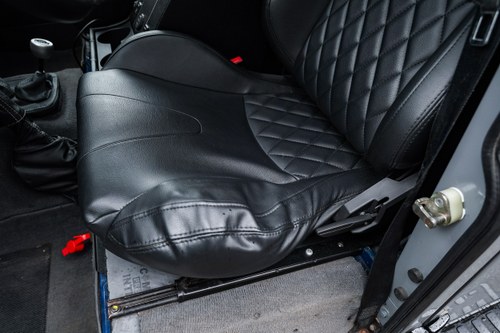 1999 Land Rover Defender 110 County TD5 En venta (imagen 72 de 250)