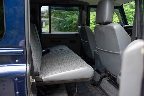 2001 Land Rover Defender 110 County TD5 For Sale (picture 37 of 165)