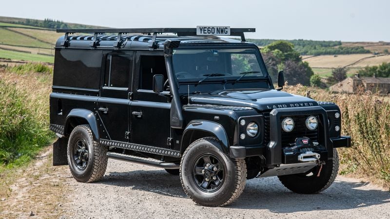 2010 Land Rover Defender 110 County TDi Puma For Sale (picture 1 of 218)