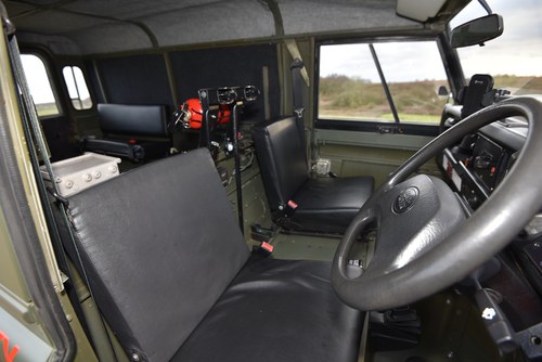 1992 Land Rover Defender 110 ex-MoD with Penman Trailer à vendre (picture 26 of 126)