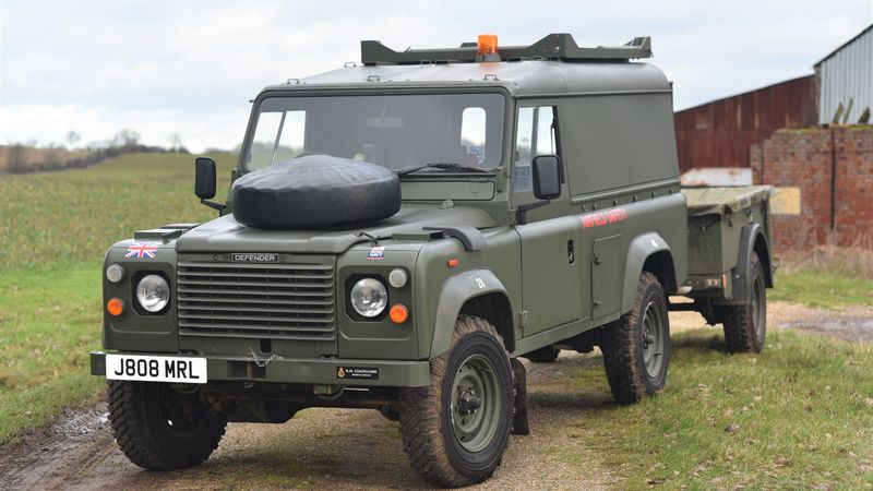 1992 Land Rover Defender 110 ex-MoD with Penman Trailer For Sale (picture 1 of 126)