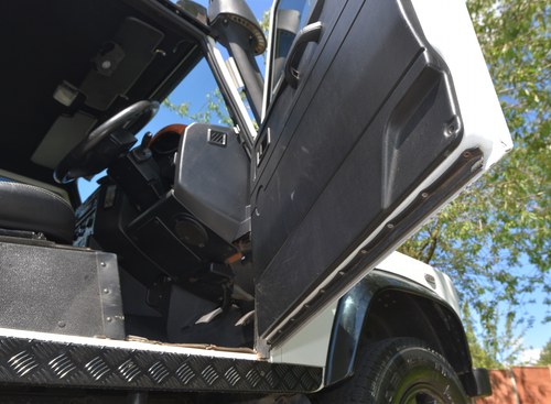 2012 Land Rover Defender 110 Hard Top Te koop (foto 47 van 115)