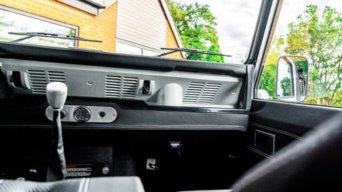 1993 Land Rover Defender 110 LHD Te koop (foto 26 van 171)