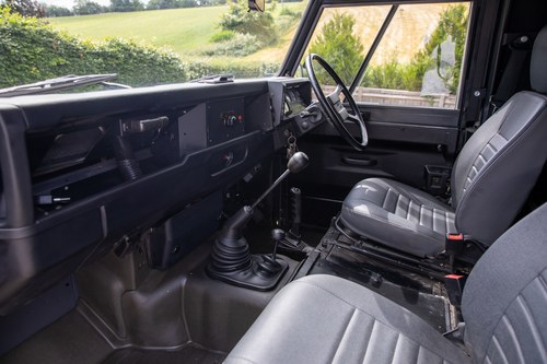 1989 Land Rover Defender 110 convertible For Sale (picture 52 of 146)
