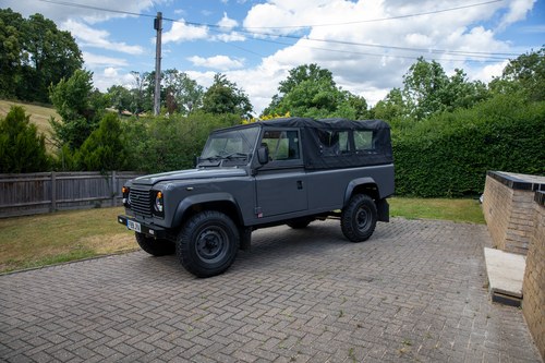 1989 Land Rover Defender 110 convertible For Sale (picture 86 of 146)