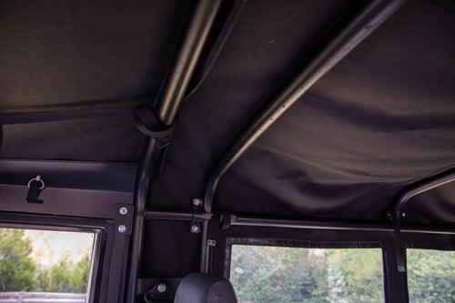 1989 Land Rover Defender 110 convertible For Sale (picture 57 of 146)