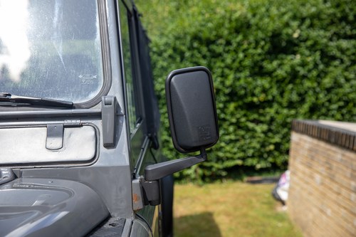 1989 Land Rover Defender 110 convertible For Sale (picture 84 of 146)