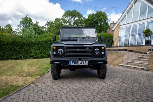 1989 Land Rover Defender 110 convertible For Sale (picture 5 of 146)