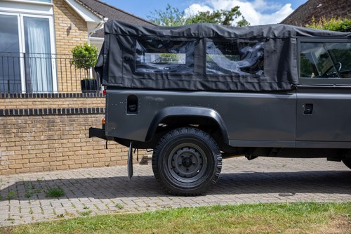 1989 Land Rover Defender 110 convertible For Sale (picture 91 of 146)