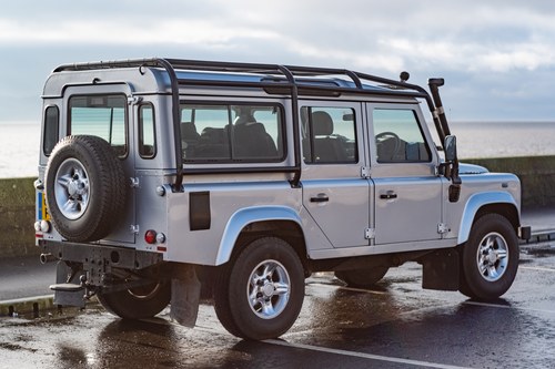 2016 Land Rover Defender 110 Station Wagon à venda (imagem 26 de 140)