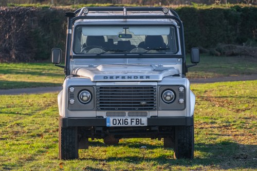 2016 Land Rover Defender 110 Station Wagon à venda (imagem 7 de 140)